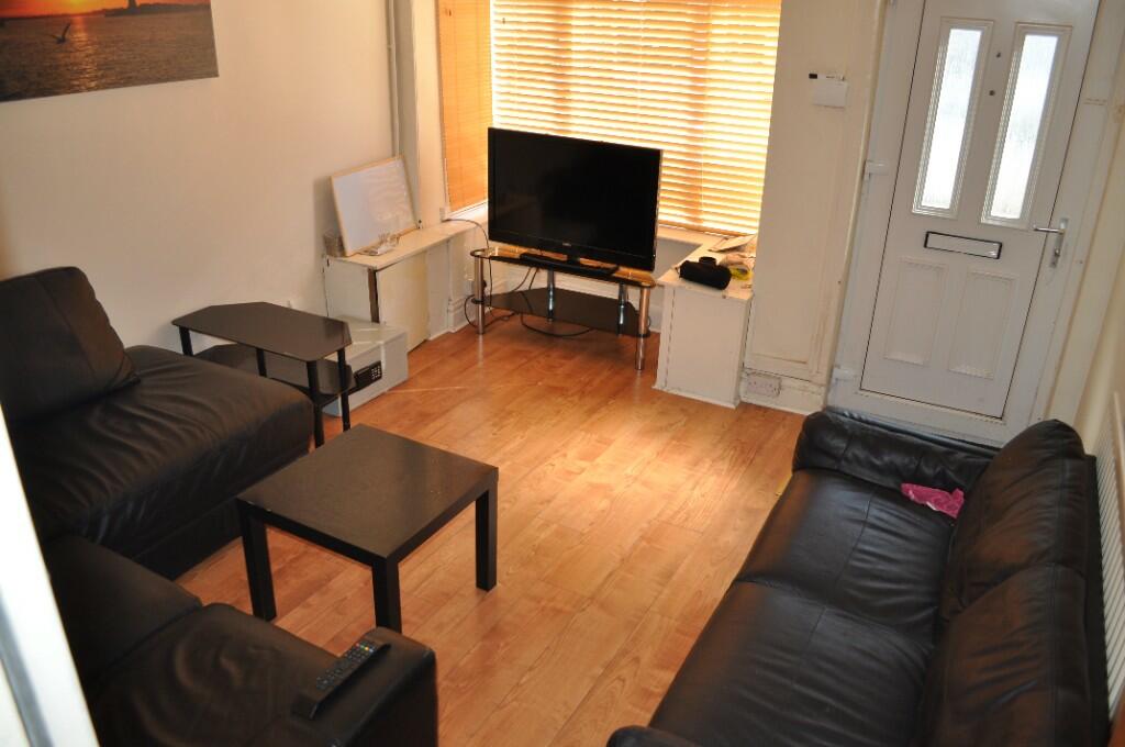 5 bedroom terraced house for rent in Dawlish Road, Selly Oak, B29