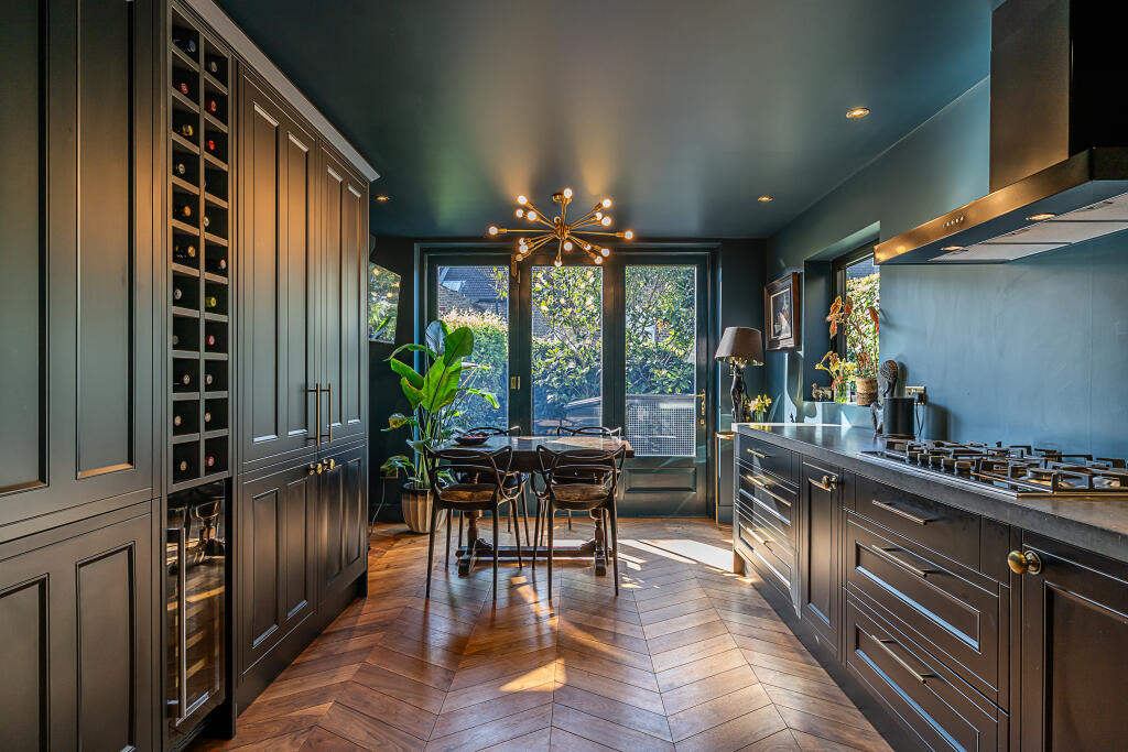 Main image of property: Purves Road, London, NW10