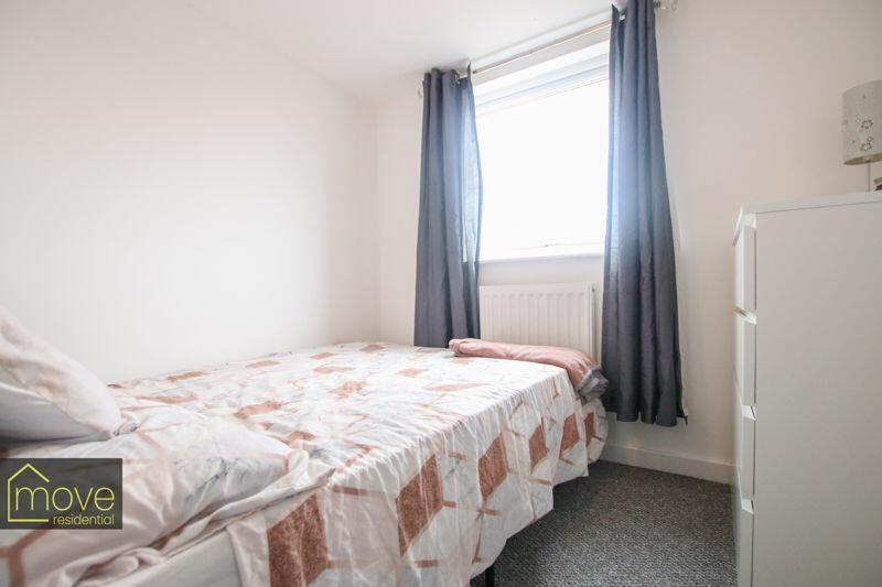 6 bedroom terraced house for sale in Danehurst Road, Aintree, Liverpool, L9