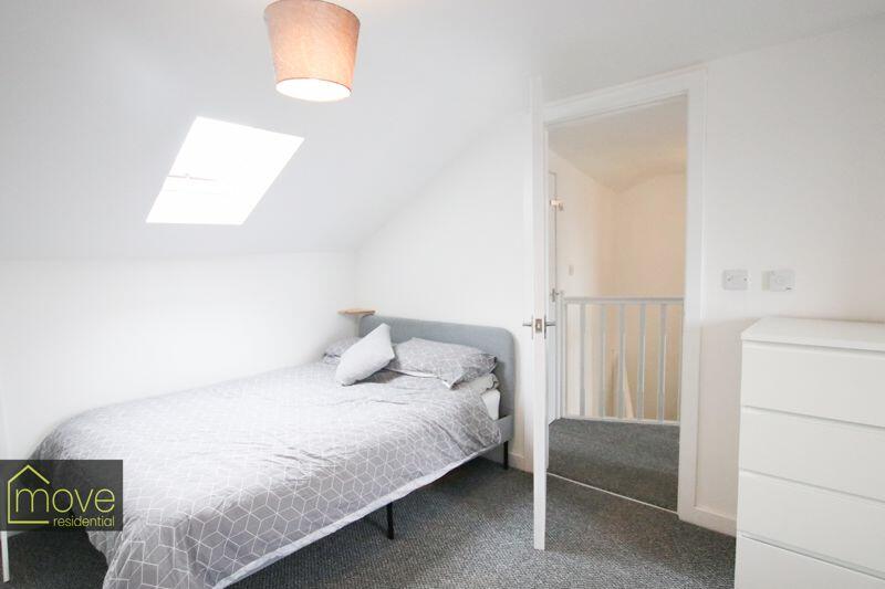 6 bedroom terraced house for sale in Danehurst Road, Aintree, Liverpool, L9