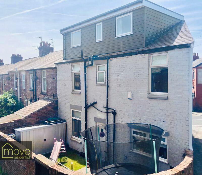 6 bedroom terraced house for sale in Danehurst Road, Aintree, Liverpool, L9