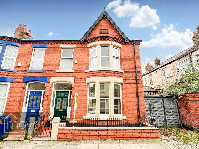 3 bedroom terraced house for sale in Woodgreen Road, Old Swan