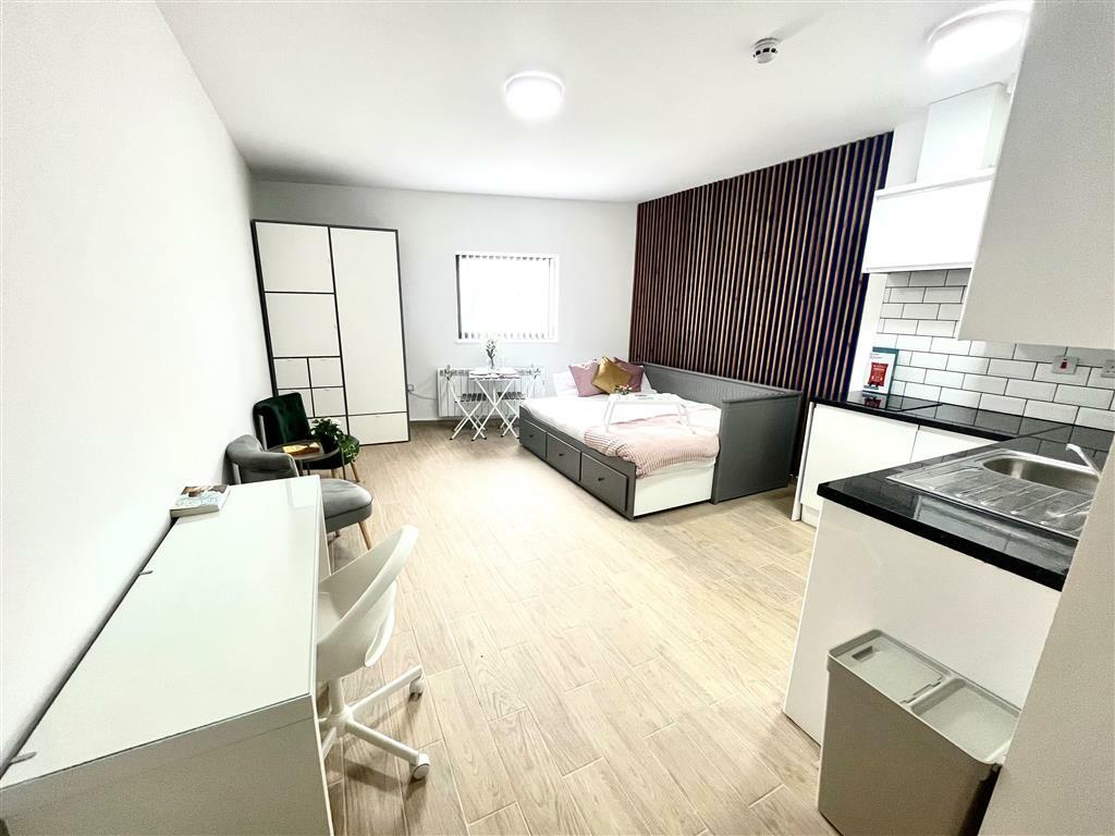 Studio flat for rent in Alfreton Road, NOTTINGHAM, NG7