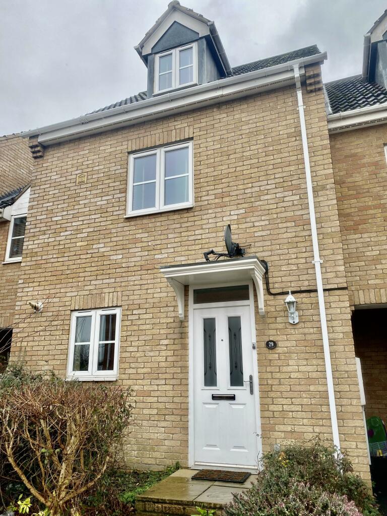 5 bedroom town house for rent in East Of England Way, Orton Northgate, PETERBOROUGH, PE2