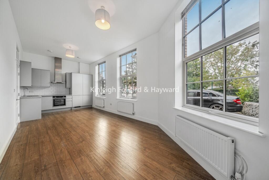 Main image of property: Manor Drive North, New Malden, KT3