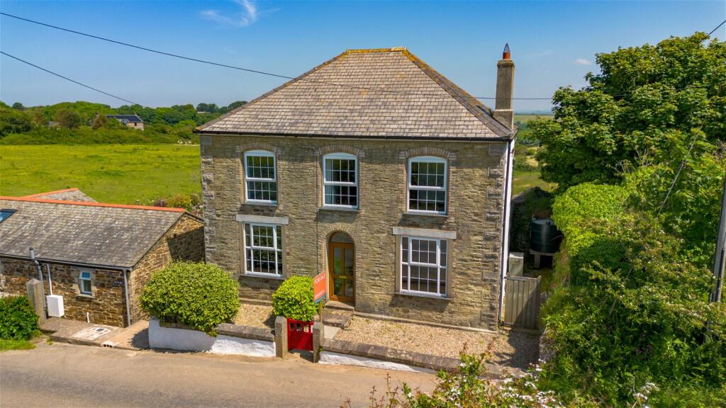 4 bedroom detached house for sale in Trevellas, St. Agnes, TR5
