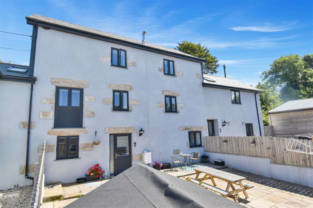 4 bedroom terraced house for sale in Bridge, Redruth, TR16 4QG, TR16