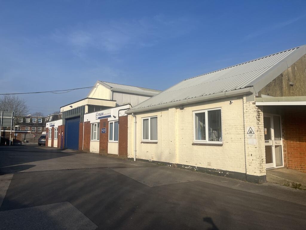 Main image of property: 1 & 2, 362B Spring Road, Southampton, Hampshire, SO19