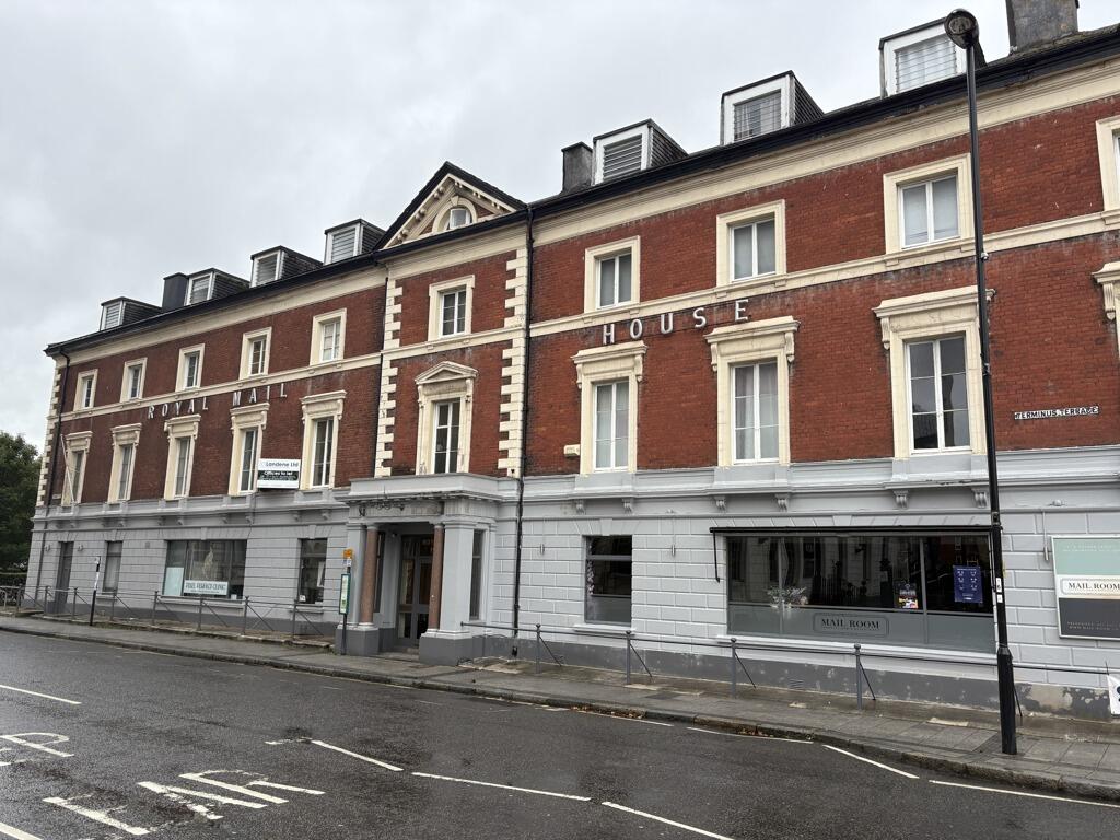 Main image of property: Serviced Office, Royal Mail House, Terminus Terrace, Southampton, Hampshire, SO14