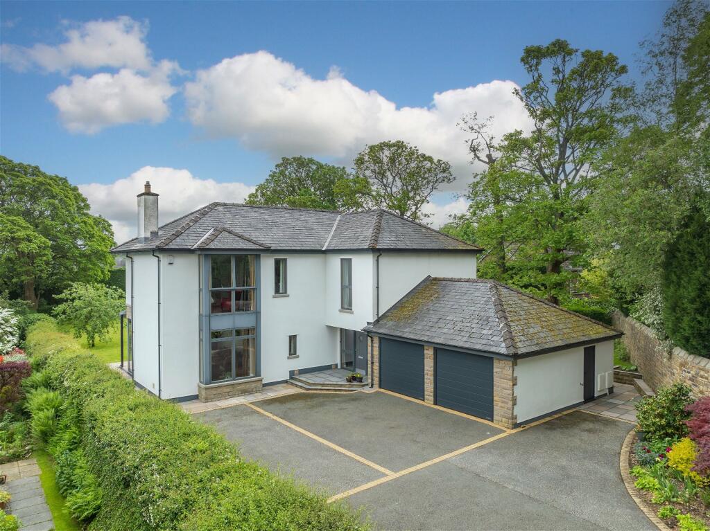 5 bedroom detached house for sale in Peveril, Westbourne Road