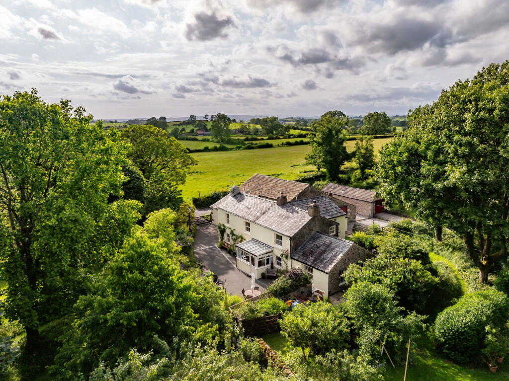 Main image of property: Langber End Farm, Ingleton, North Yorkshire, LA6 3DT
