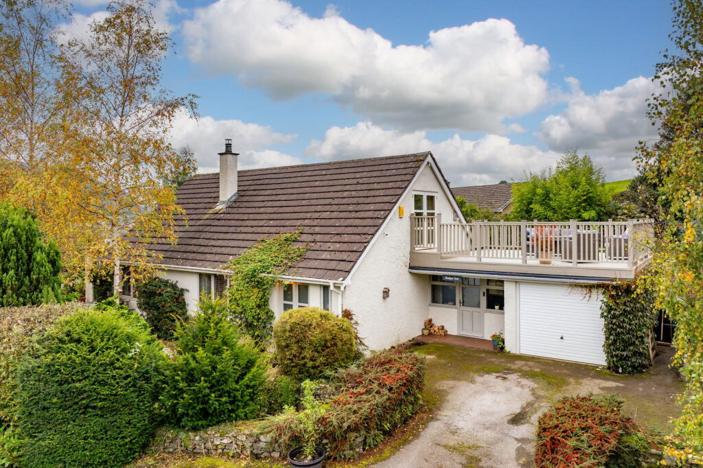 Main image of property: Badgers Sett, Cow Brow, Lupton, Carnforth, LA6 1PQ