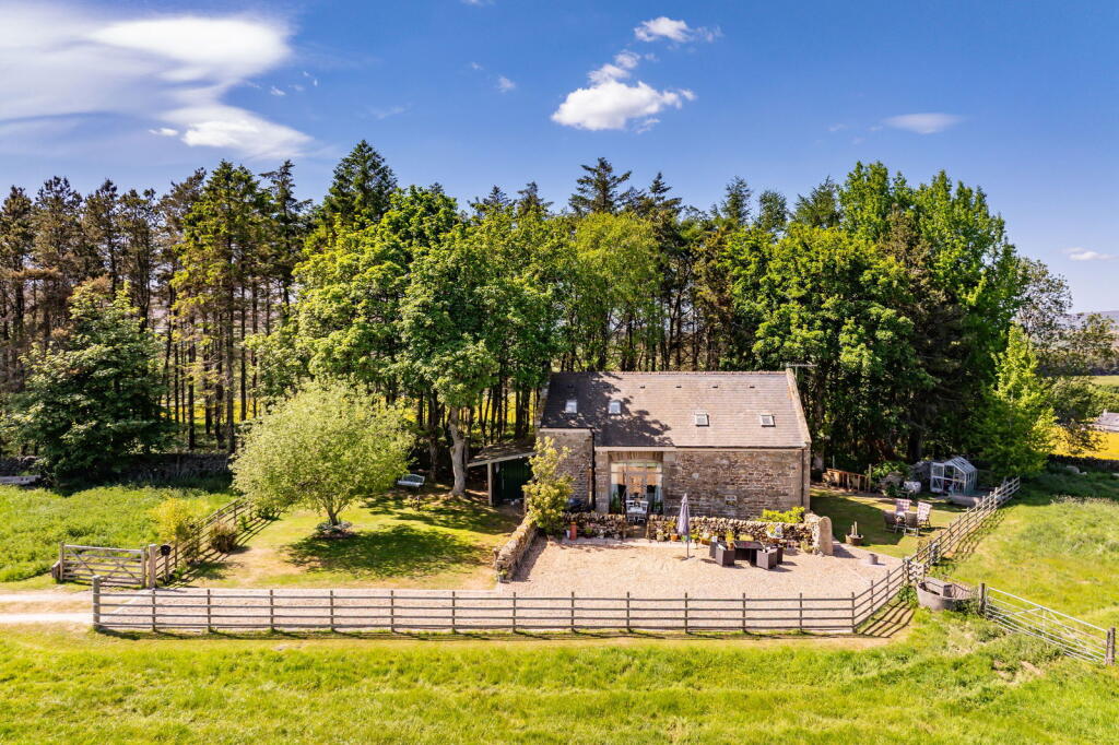 Main image of property: Middlebirks Barn, Clapham, North Yorkshire, LA2 8HD