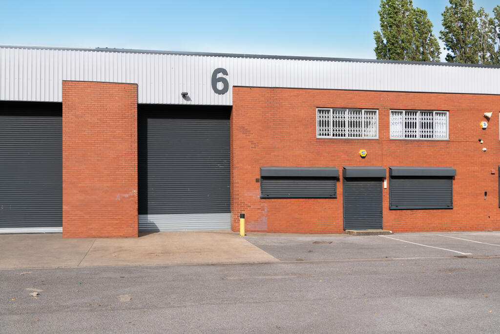 Main image of property: Parkside Industrial Estate, Leeds, LS11 5JP