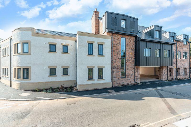 2 bedroom flat for rent in Fowke Street, Rothley, LE7