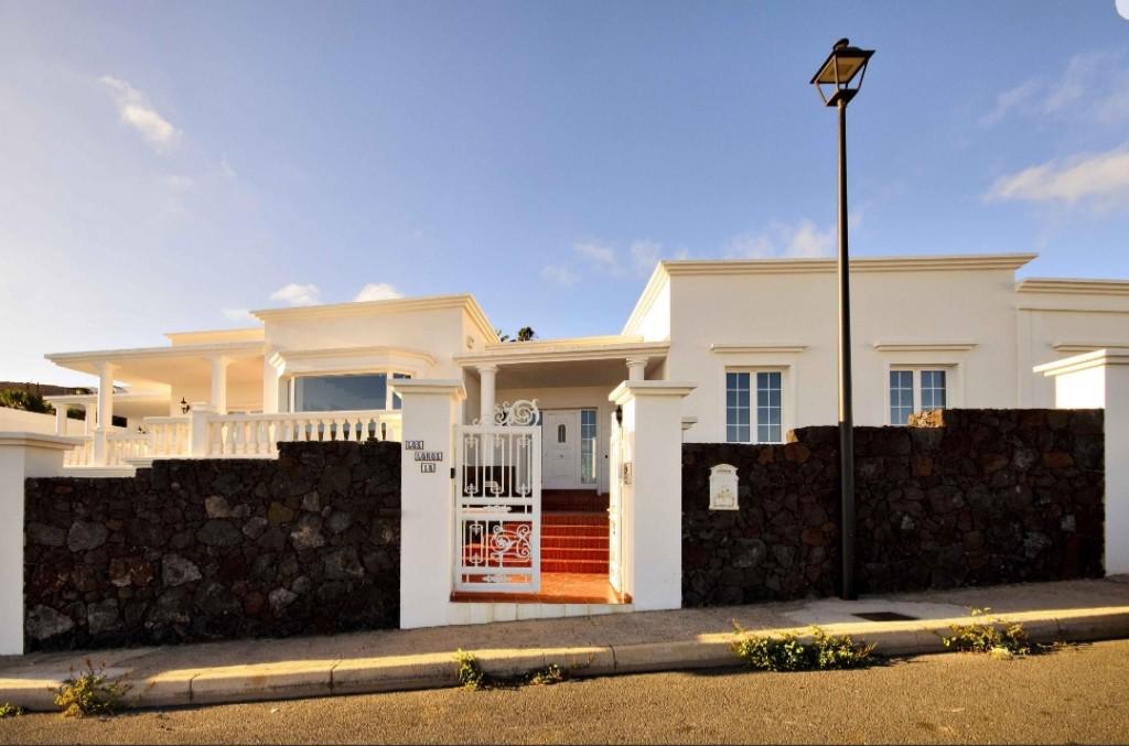 5 bedroom detached villa for sale in Nazaret, Lanzarote, Canary Islands