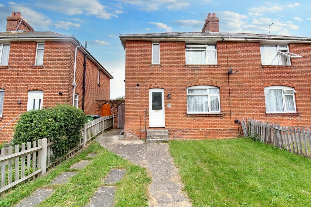 4 bedroom semidetached house for sale in Harefield Road, Southampton, SO17