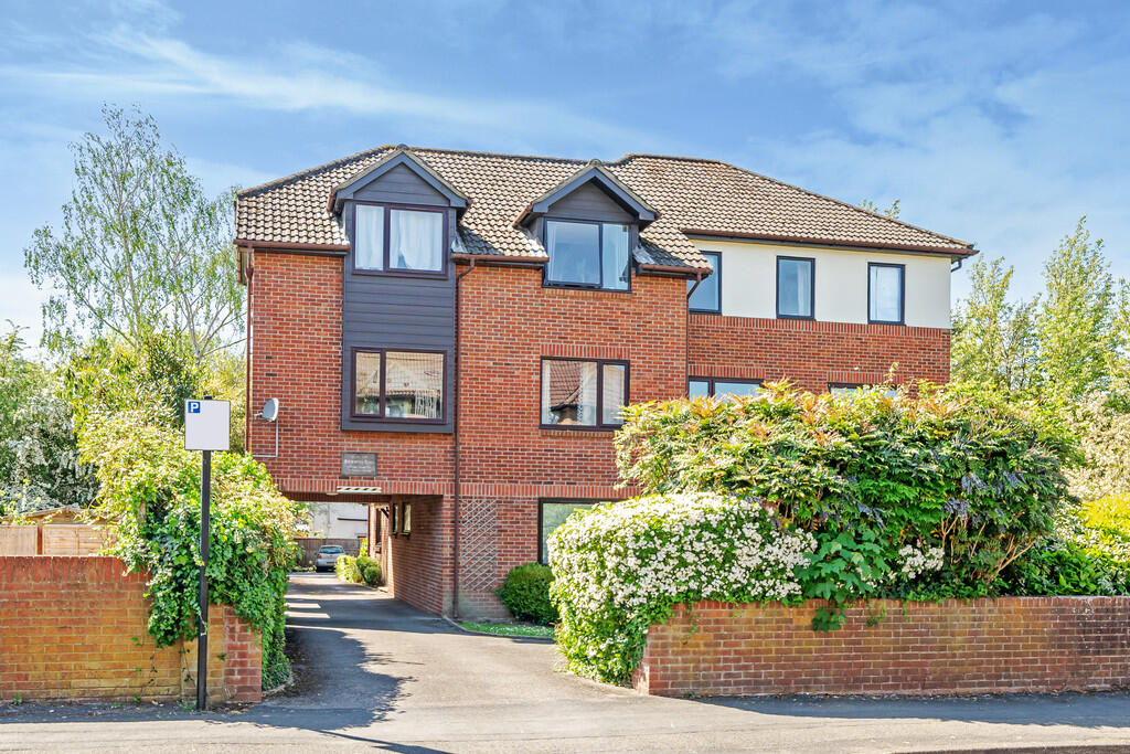 Main image of property: Grosvenor Road, Southampton