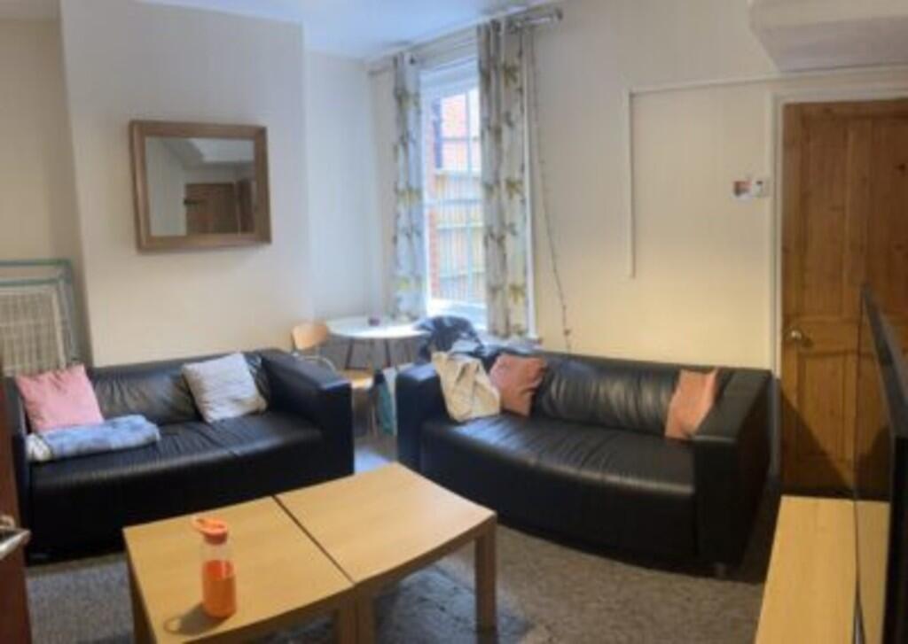 Main image of property: Silverdale Road