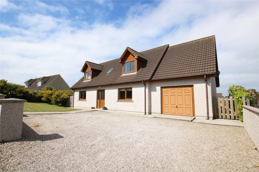 4 bedroom detached house