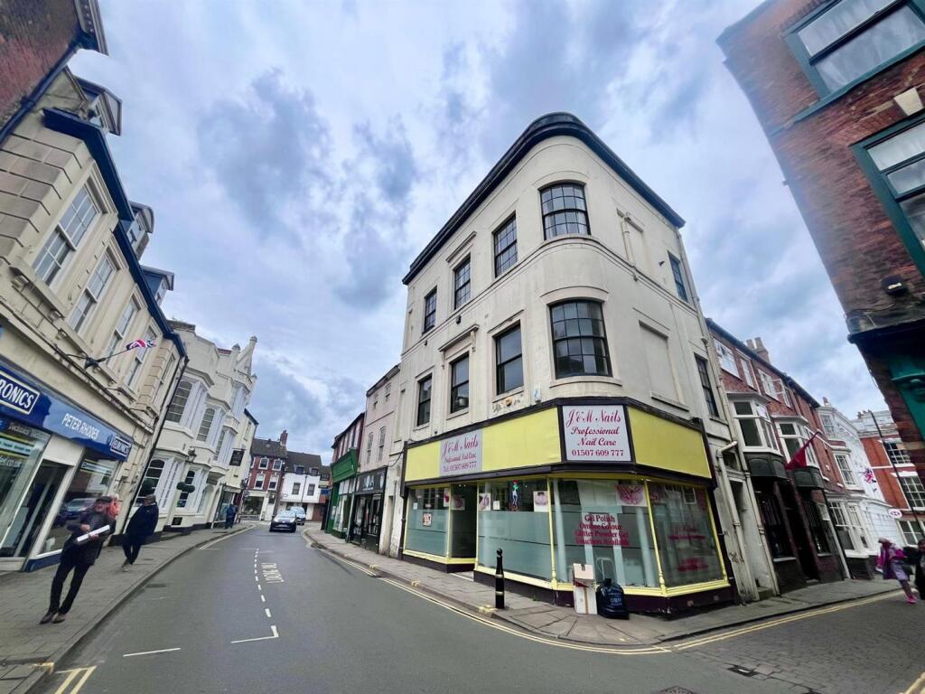 Main image of property: Mercer Row, Louth