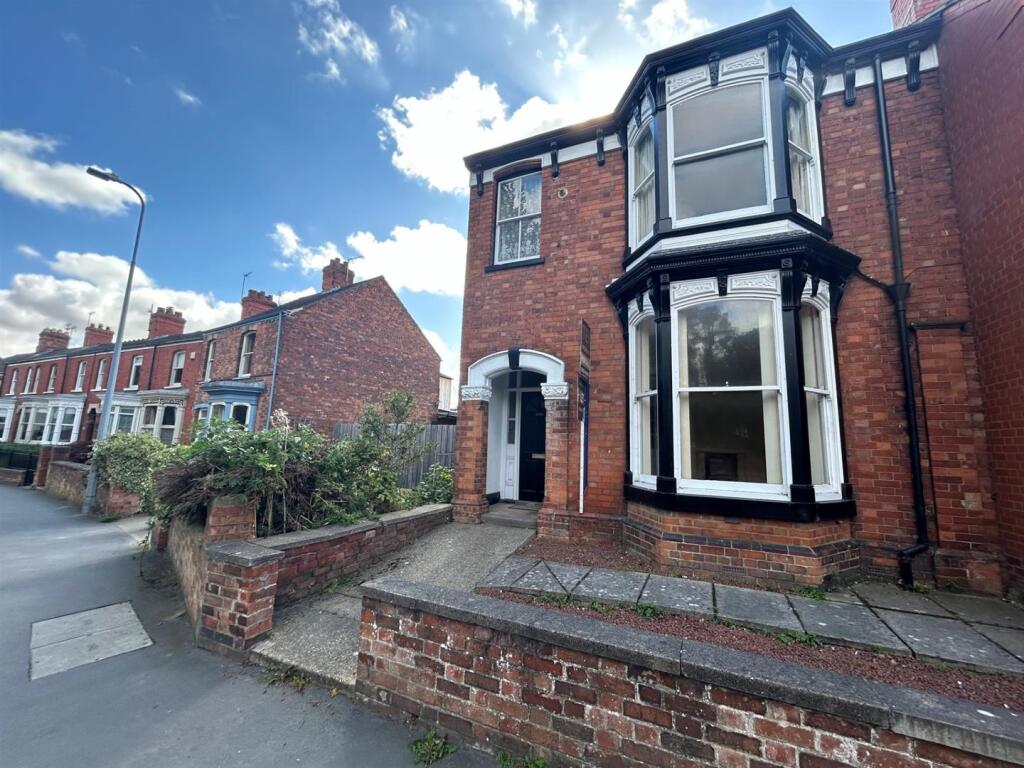 Main image of property: First Floor Flat Eastgate, Louth