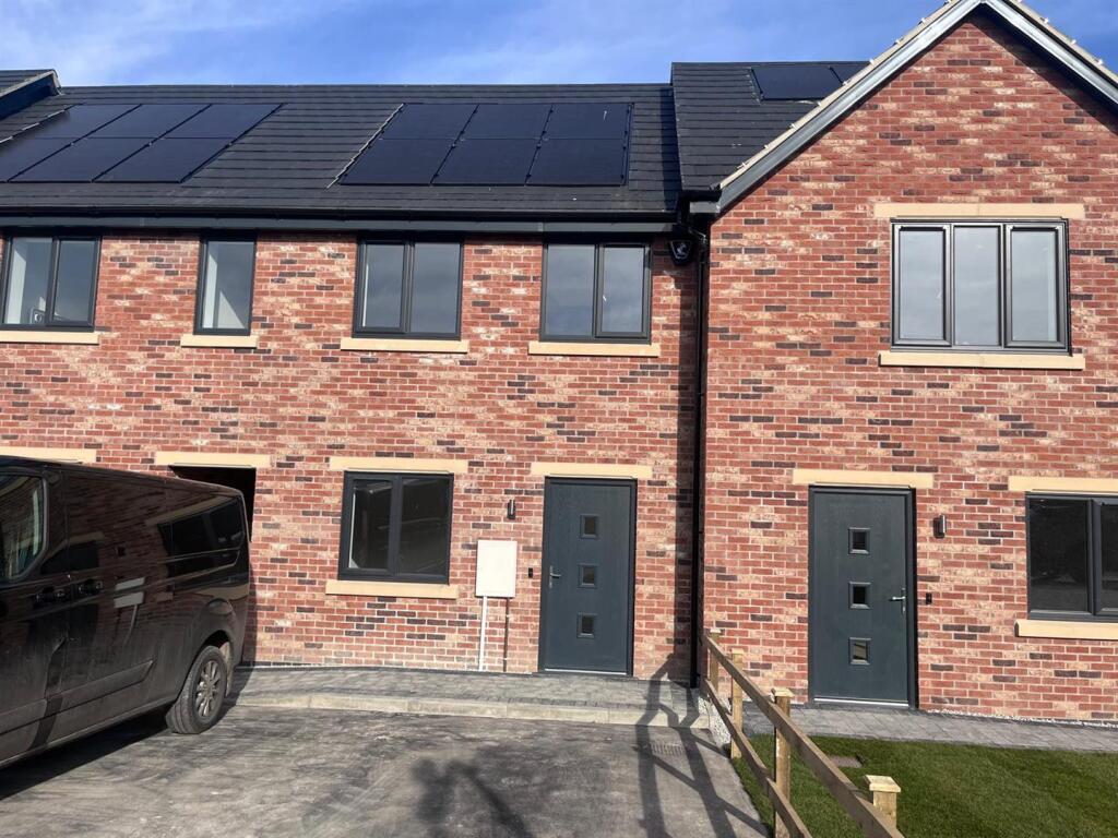 Main image of property: Academy Way, Louth