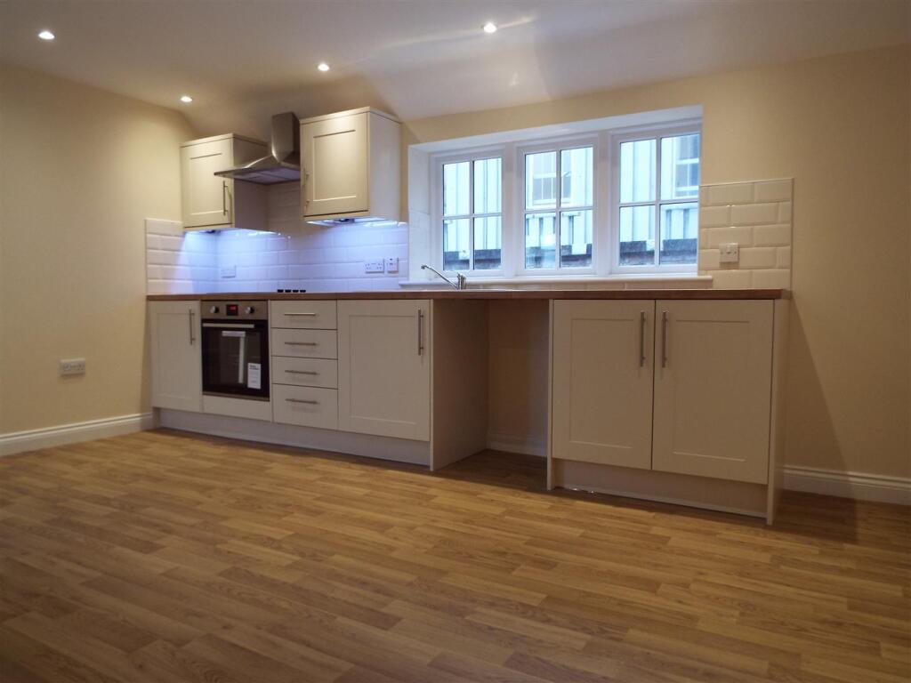 Main image of property: Mercer Row, Louth