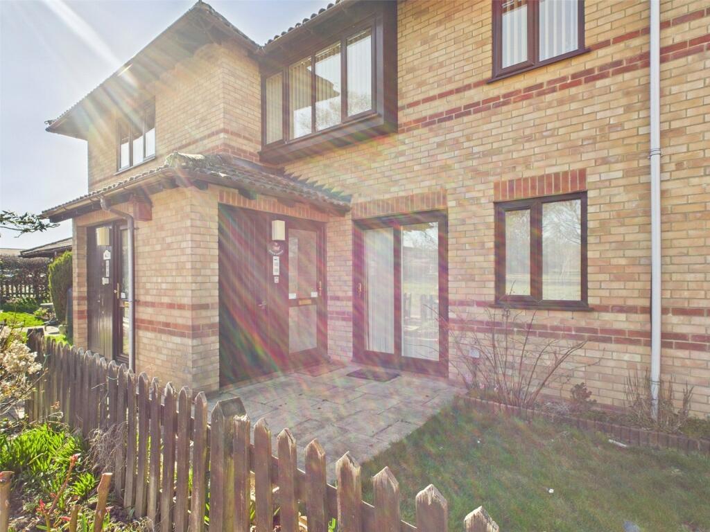Main image of property: Kendal Gardens, Basingstoke, Hampshire, RG22