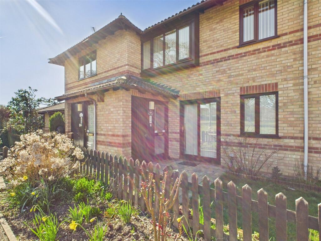Main image of property: Kendal Gardens, Basingstoke, Hampshire, RG22
