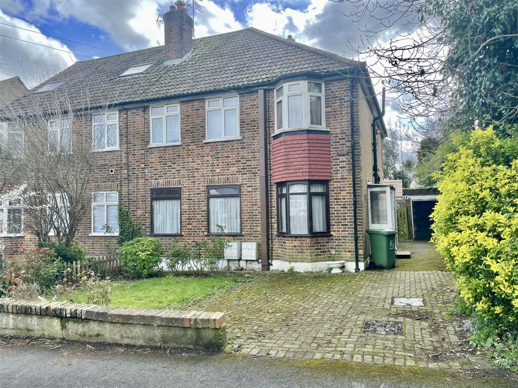 2 bedroom for sale in Dugdale Hill Lane, Potters Bar, EN6