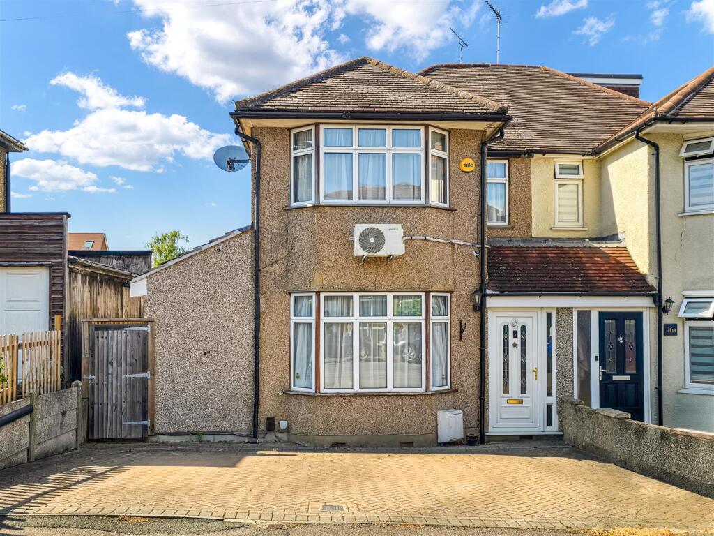 Main image of property: Park Avenue, Potters Bar, Herts