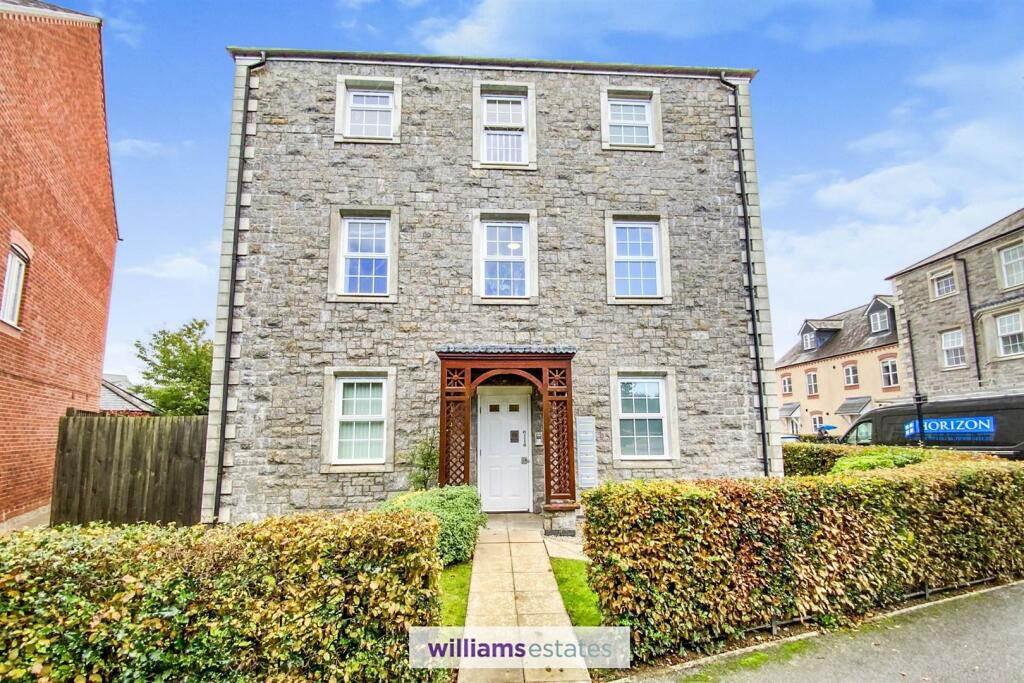 Main image of property: Stryd Y Wennol, Ruthin