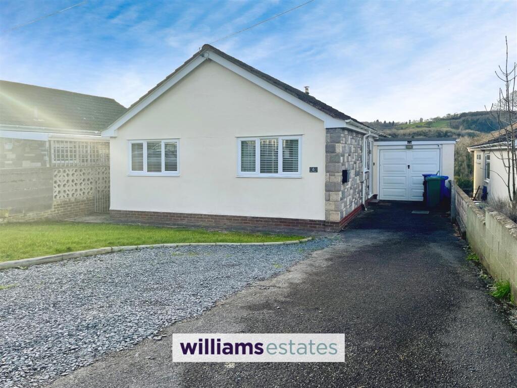 Main image of property: Parc Y Llan, Llanfair Dyffryn Clwyd