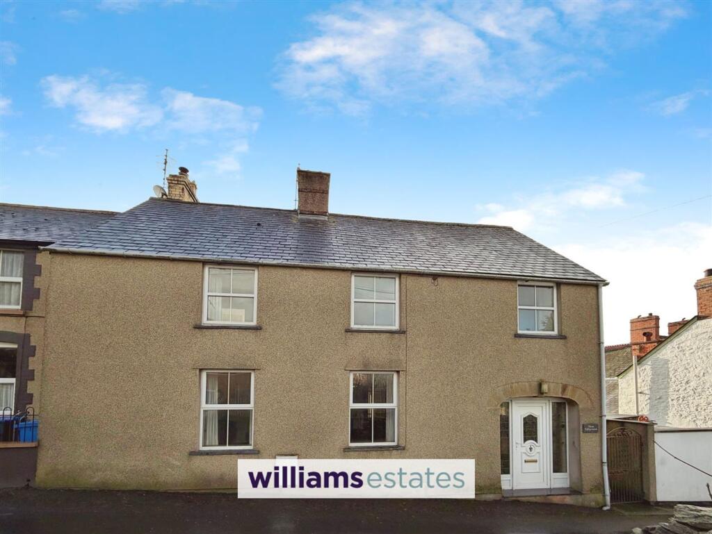 Main image of property: Cynwyd, Corwen, LL21