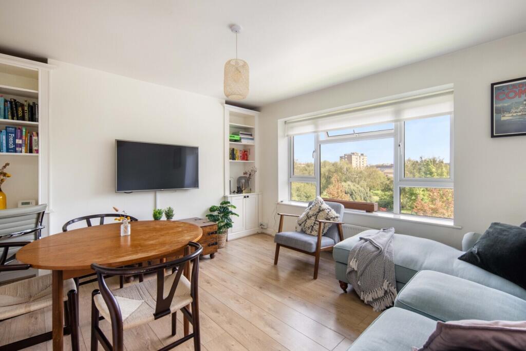 Main image of property: Queensbridge Court, Queensbridge Road, London, E2