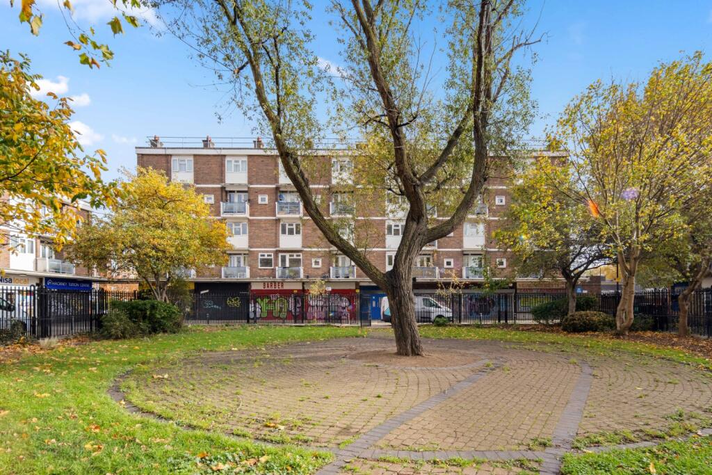 Main image of property: Weymouth Court, Weymouth Terrace, London, E2