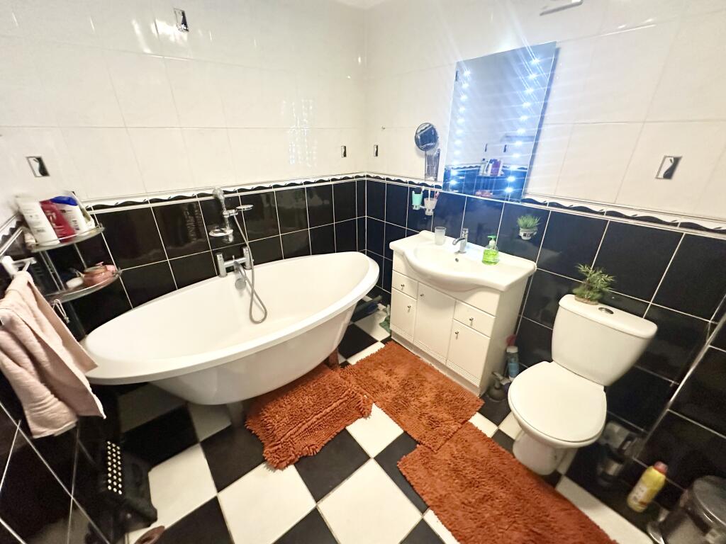 Main image of property: Greening Road, Rothwell, KETTERING