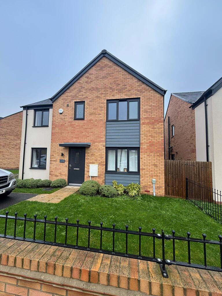 Main image of property: Hanwood Park Avenue, KETTERING