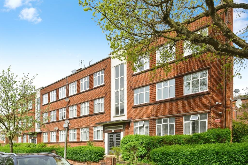 Main image of property: Cavendish Avenue, HARROW