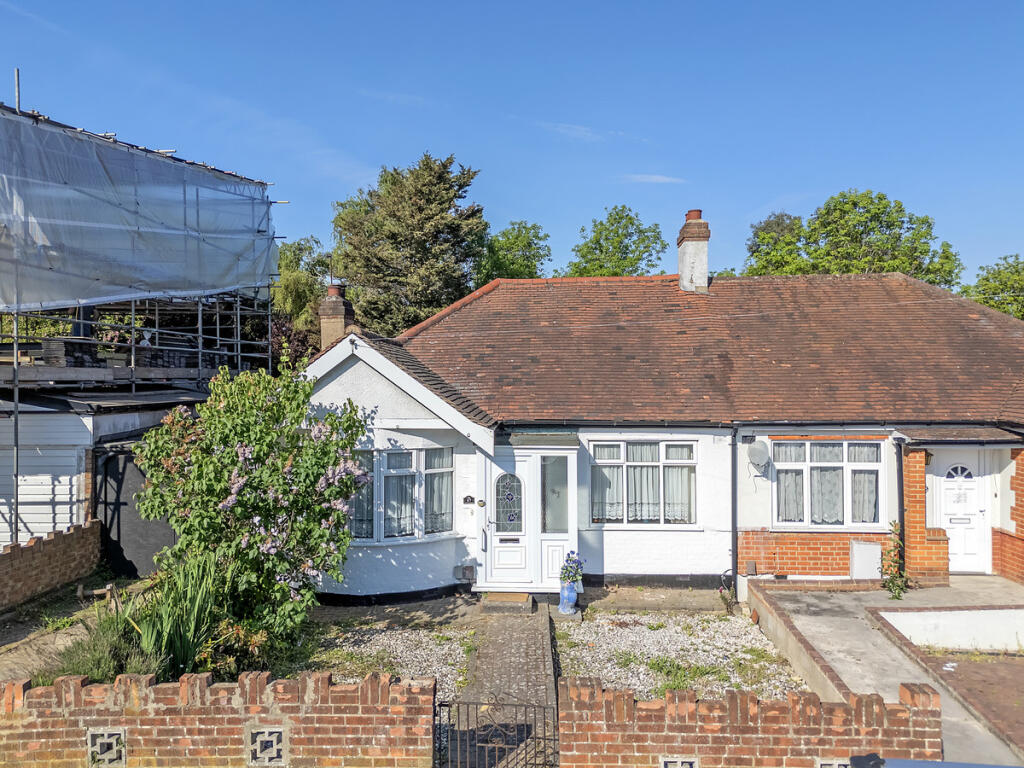 Main image of property: Lawns Way, Collier Row, RM5