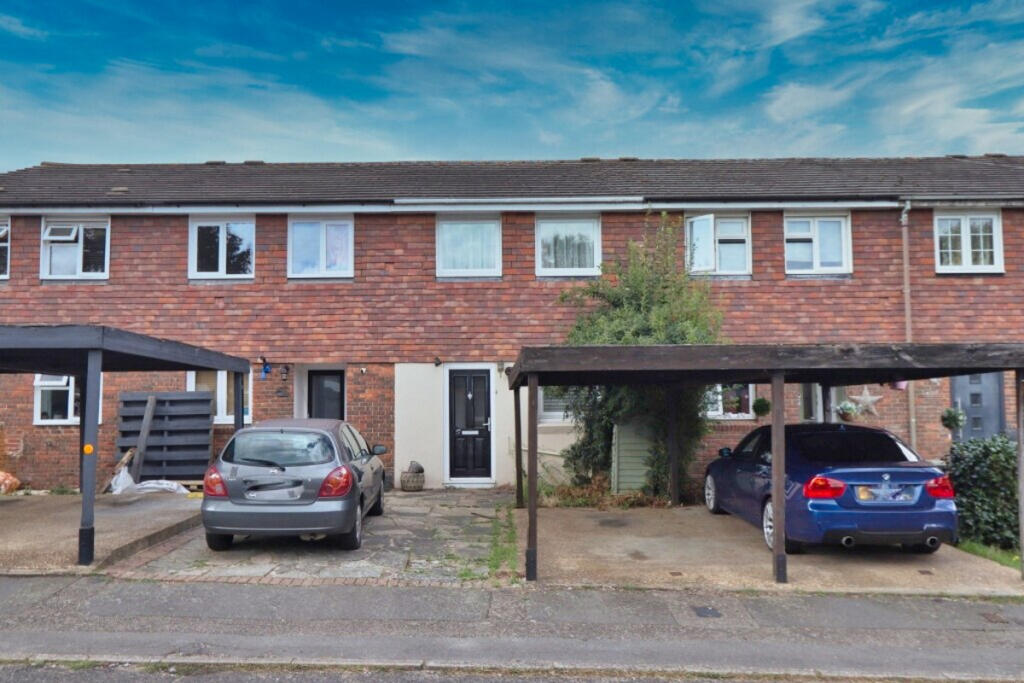 Main image of property: Sevenoaks Close, Romford, RM3
