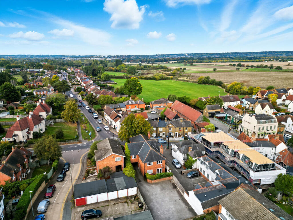 Main image of property: Market Place, Abridge, RM4