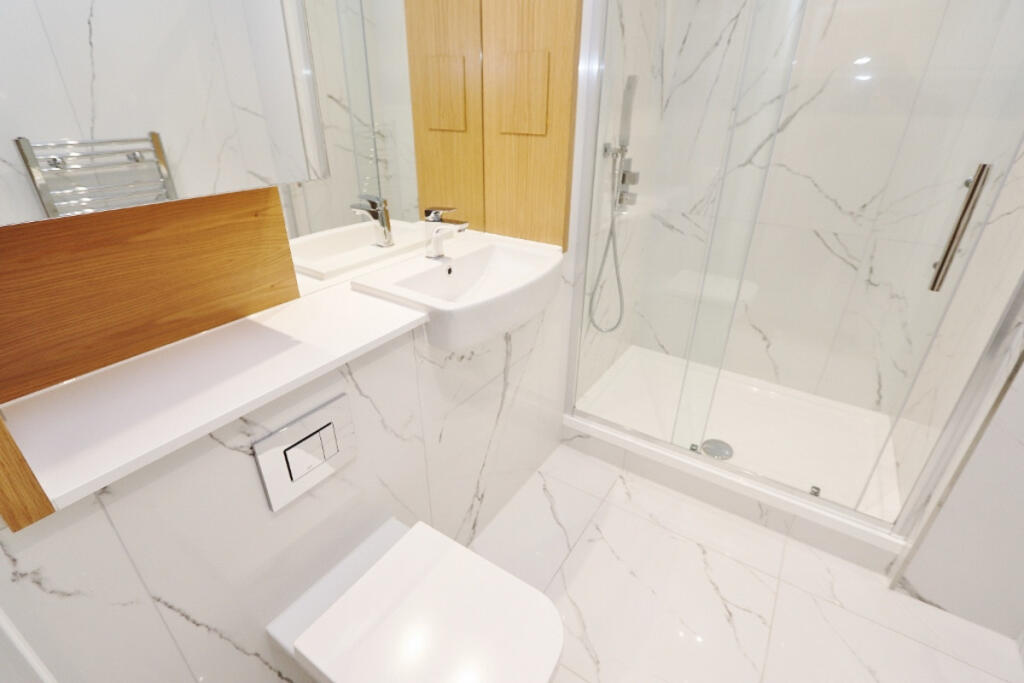 Main image of property: 81 London Road, Romford, RM7