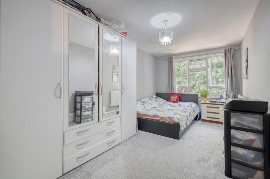 Main image of property: Sevenoaks Close, Romford, RM3