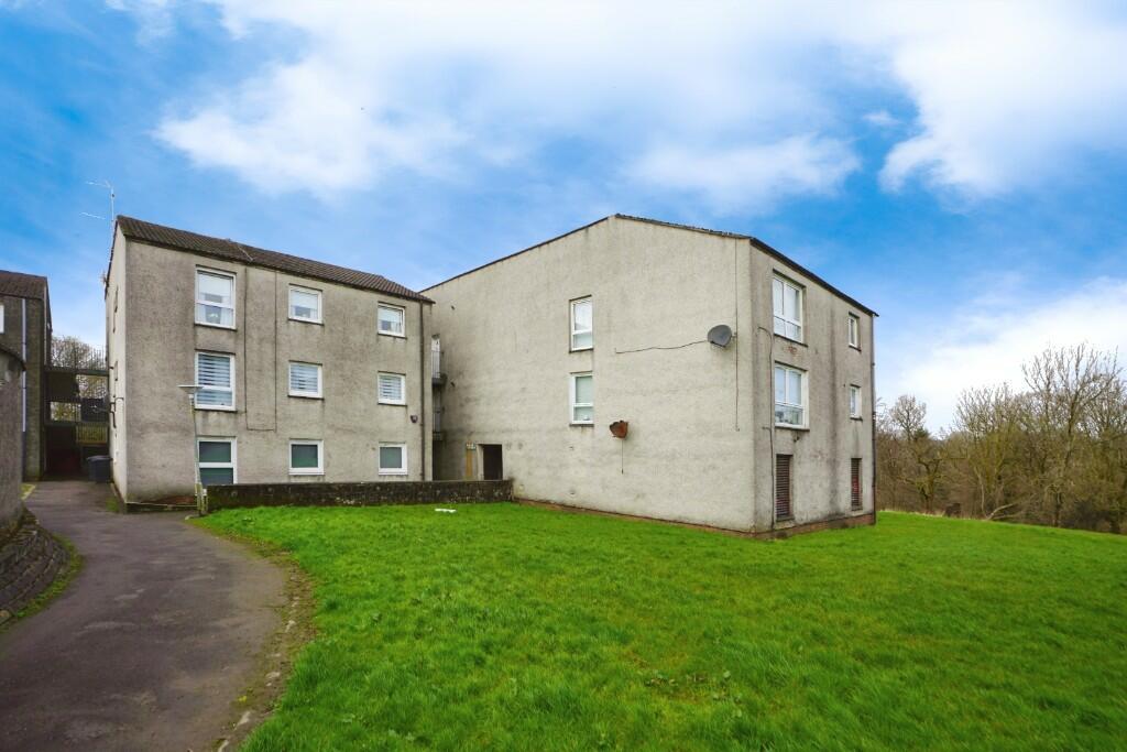 3 bedroom flat for sale in Rowan Road, ABRONHILL G67