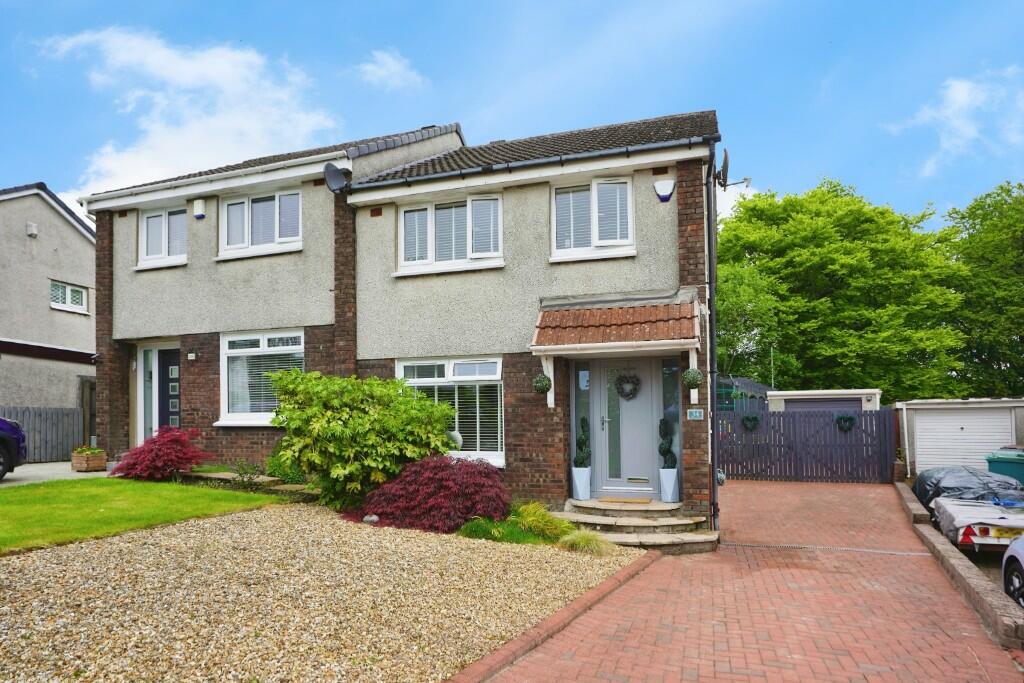 3 bedroom semidetached house for sale in Thorniecroft Place, Condorrat G67