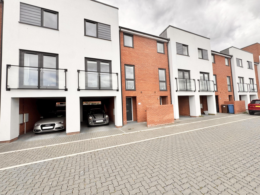 Main image of property: Washington Close, IPSWICH
