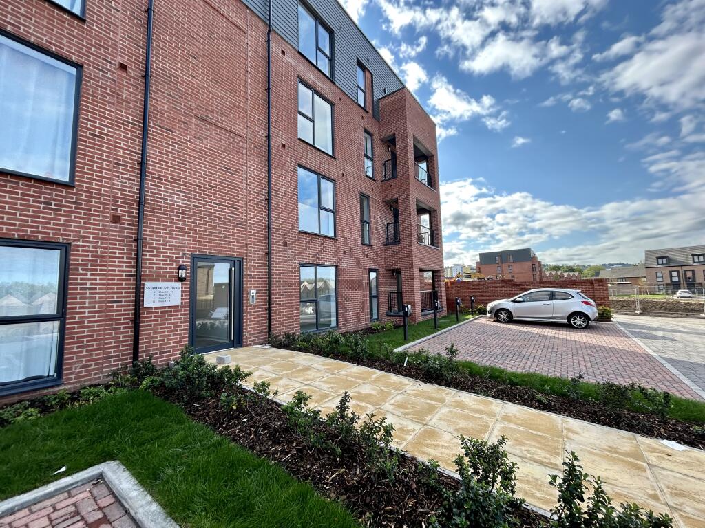 2 bedroom apartment for rent in William Jessop Way, Hartcliffe, Bristol