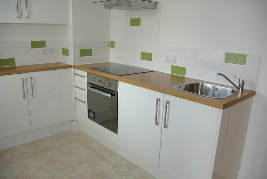 Studio flat for rent in Portland Road, Hove BN3 5QL, BN3